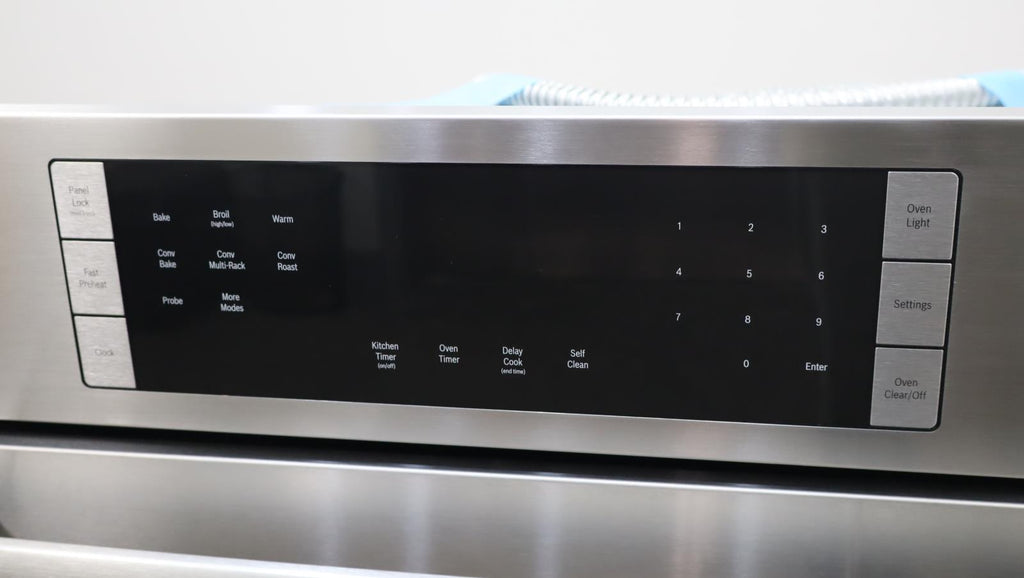 Bosch 27" 4.1 SS EcoClean Convection Single Electric Wall Oven HBN8451UC