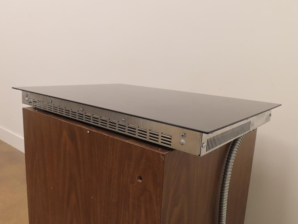 Viking Virtuoso MVIC6304BBG 30" 4 MagneQuick Elements Induction Cooktop