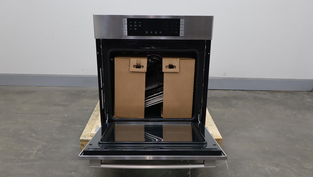 Bosch 27" 4.1 SS EcoClean Convection Single Electric Wall Oven HBN8451UC