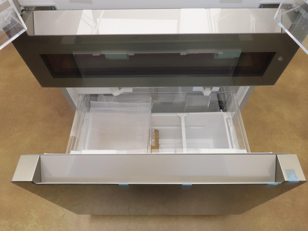 Bosch 800 Series B36CL81ENG 36" Freestanding French Door Smart Refrigerator