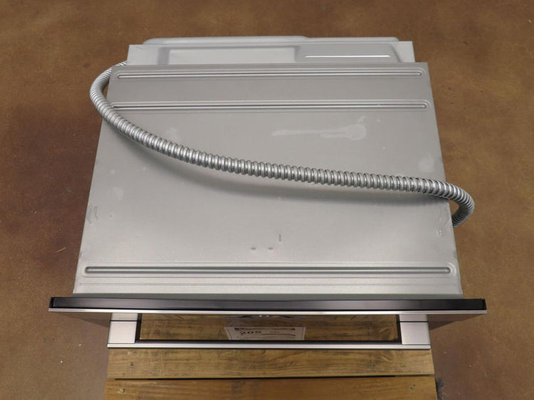 Bosch 500 Series HBE5452UC 24" Single Electric Convection Stainless S. Wall Oven