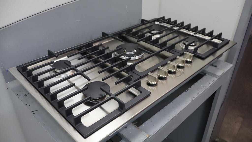 Bosch 800 Series 36" 5 Sealed Burners Built-In Gas Cooktop NGM8659UC