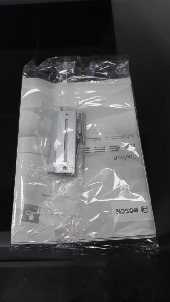 Bosch 800 Series 36 Inch 5 Elements Ceramic Smart Induction Cooktop NIT8660UC