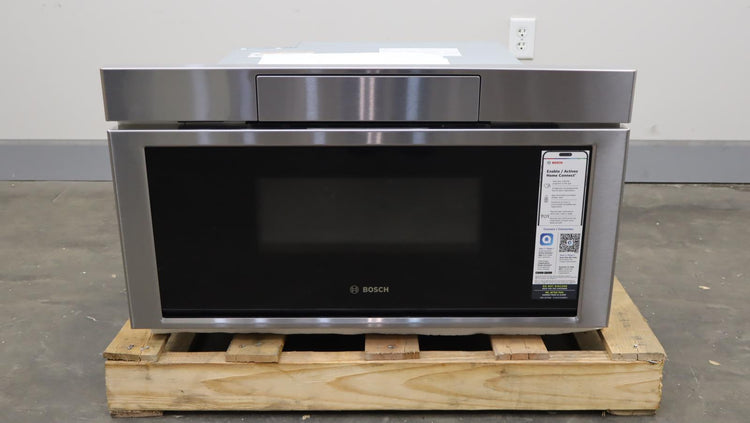Bosch 30" 800 Series Tilt Display 1.2 Cu.Ft. Smart Microwave Drawer HMD8054UC