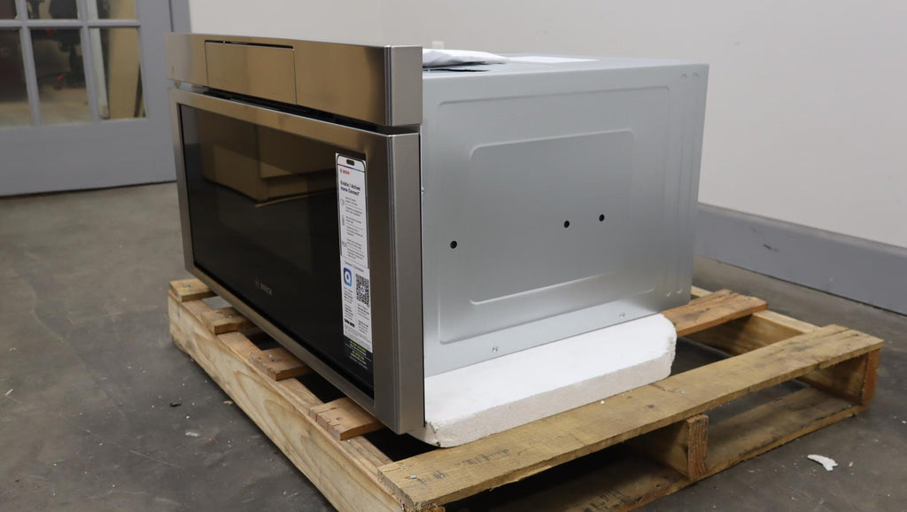 Bosch 30" 800 Series Tilt Display 1.2 Cu.Ft. Smart Microwave Drawer HMD8054UC
