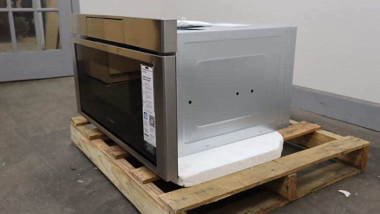 Bosch 30" 800 Series Tilt Display 1.2 Cu.Ft. Smart Microwave Drawer HMD8054UC