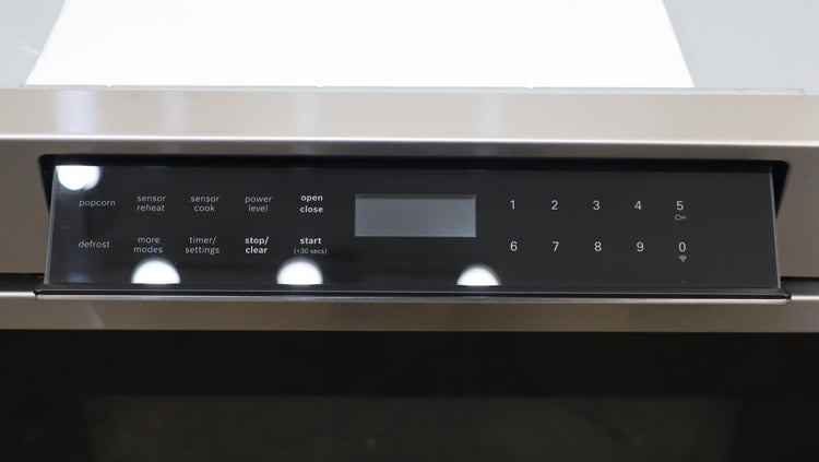 Bosch 30" 800 Series Tilt Display 1.2 Cu.Ft. Smart Microwave Drawer HMD8054UC