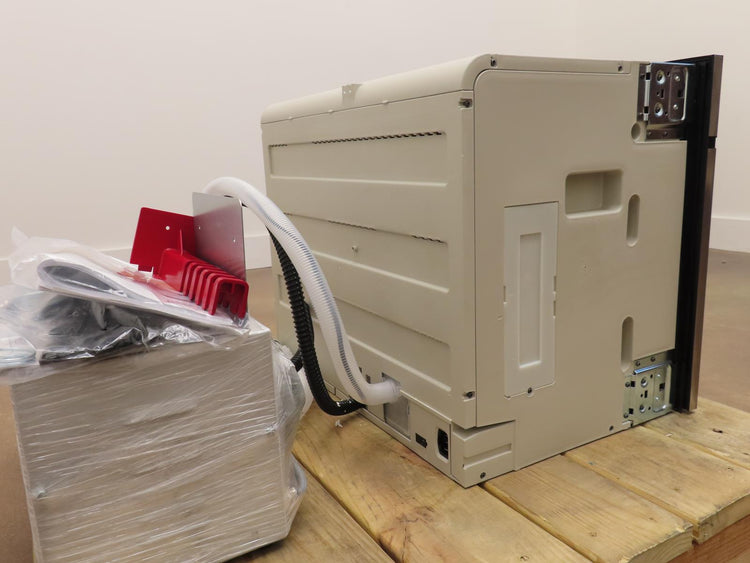 Thermador TCM24PS 24" Plumbed Personalized Beverage Smart Coffee Machine Pics