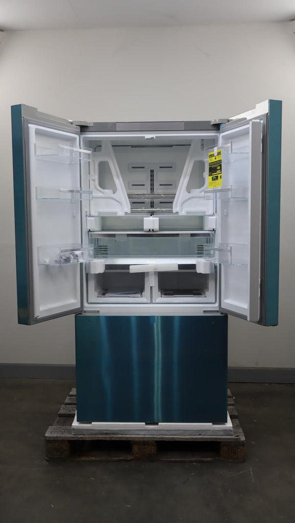 Thermador 36" SS Professional Series French Door Smart Refrigerator T36FT820NS