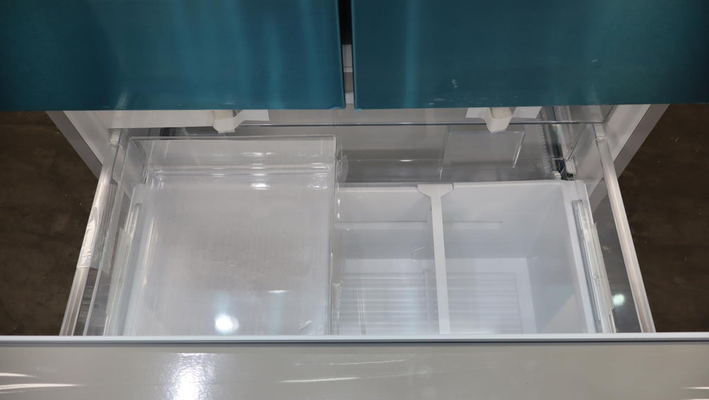 Thermador 36" SS Professional Series French Door Smart Refrigerator T36FT820NS