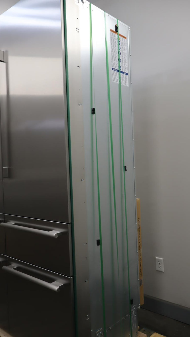 Thermador 48" Built-In French Door Freedom Collection Refrigerator T48BT110NS