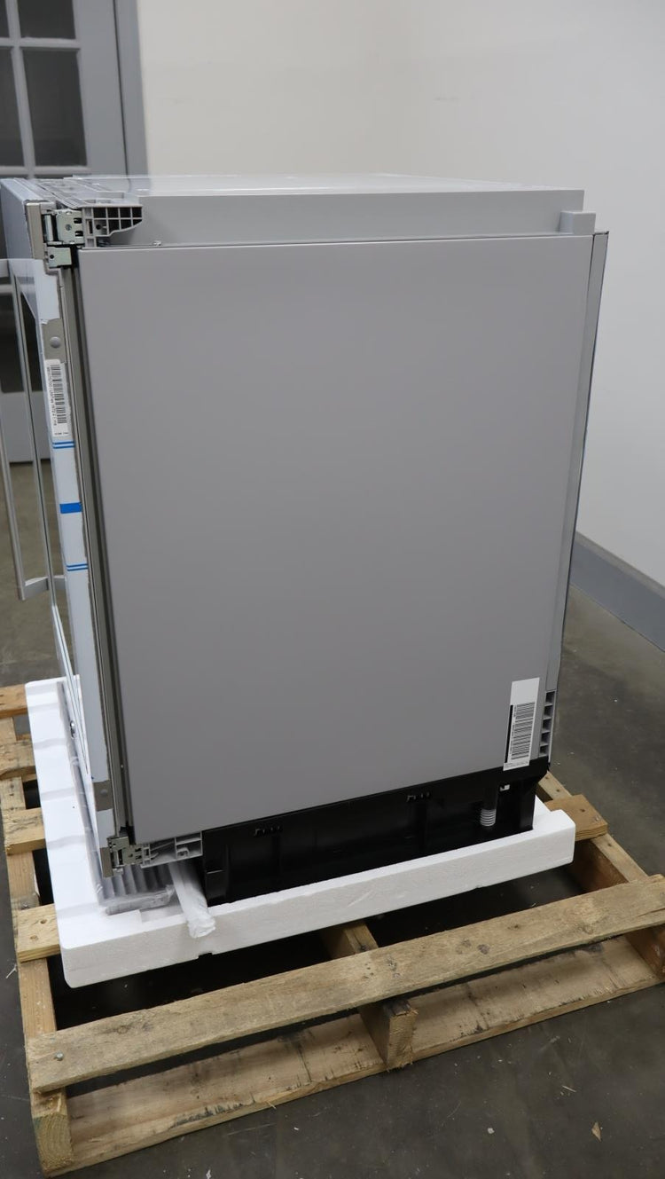 Gaggenau 24" 34 Bottle Capacity Under Counter SS Wine Storage Unit RW404761