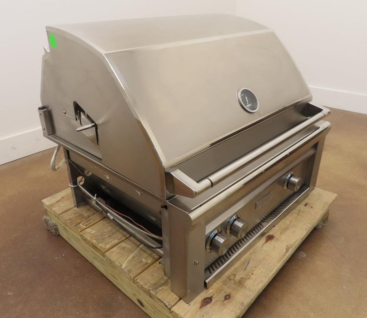 Lynx Professional Grill Series L30TRNG 30" Built-In Grill with Standard Burners