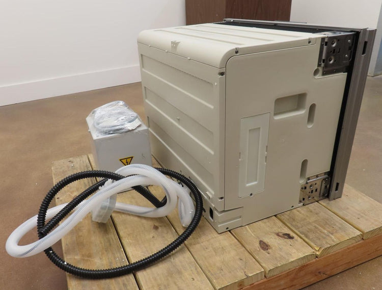 Gaggenau 400 Series CM470712 24" Built-In Smart Coffee Machine 2 Year Warranty