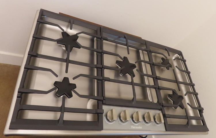 Thermador Masterpiece Series SGSXP365TS 36" Gas Cooktop Full Warranty