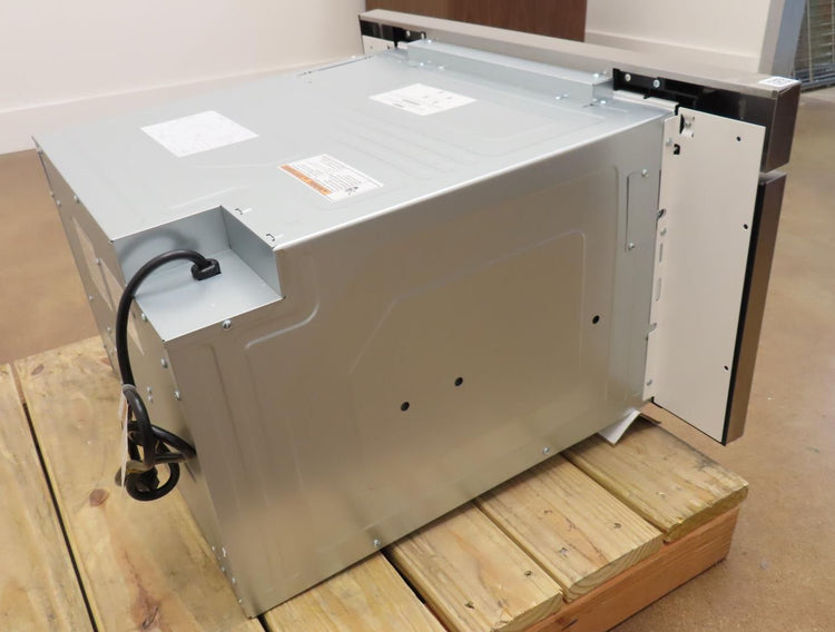 Bosch 800 Series HMD8054UC 30" Tilt Display 1.2 Cu.Ft Smart Microwave Drawer