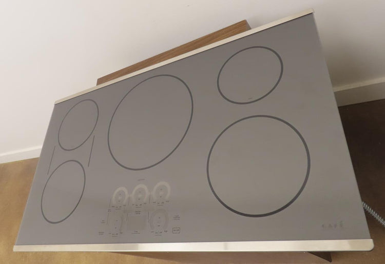 Cafe CHP90362TSS 36 Inch Induction Smart Cooktop with 5 Elements