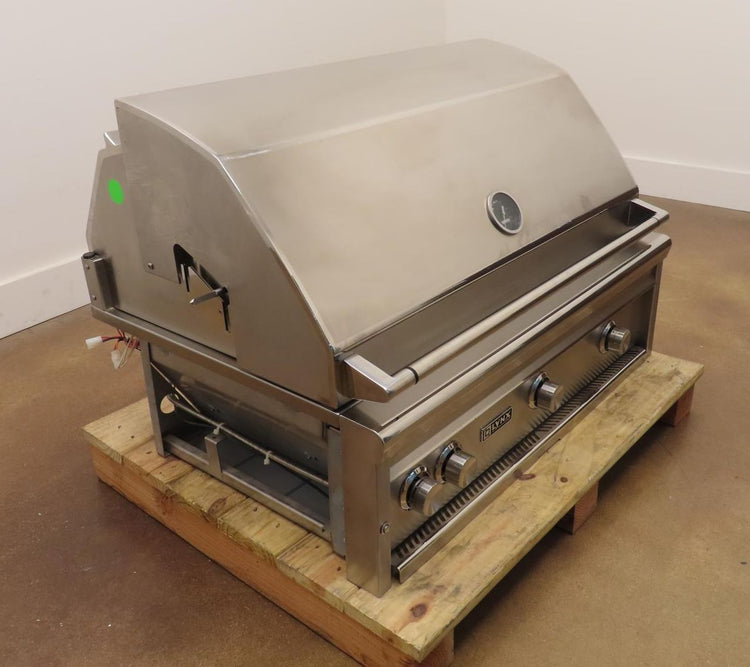 Lynx Professional Grill Series L36TRNG 36" Built-In Grill 935 sqin Cooking Surf. - Alabama Appliance