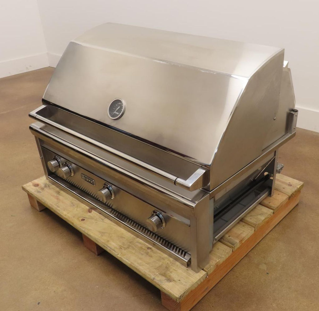 Lynx Professional Grill Series L36TRNG 36" Built-In Grill 935 sqin Cooking Surf. - Alabama Appliance