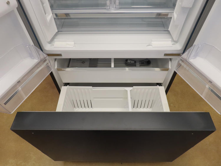 Bosch 500 Series B36CD52SNB 36 Inch Freestanding French Door Smart Refrigerator