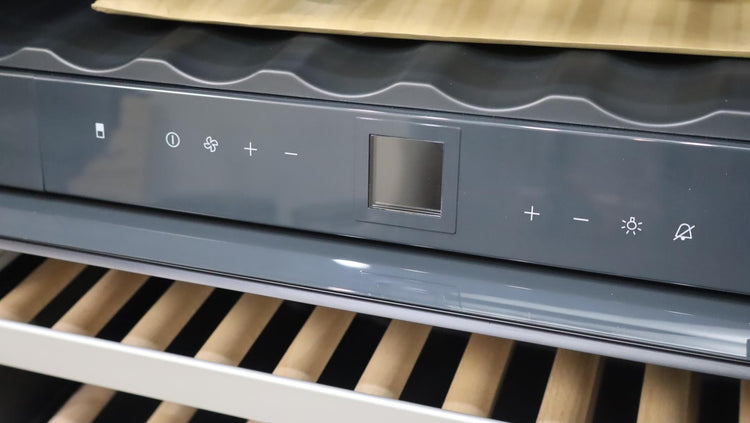 Gaggenau 24" Under Counter 34 Bottle Capacity SS Wine Storage Unit RW404761