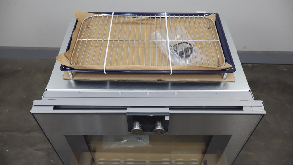 Gaggenau 30" Home Connect 4.5 cu.ft Smart Electric 400 Series Wall Oven BO480613