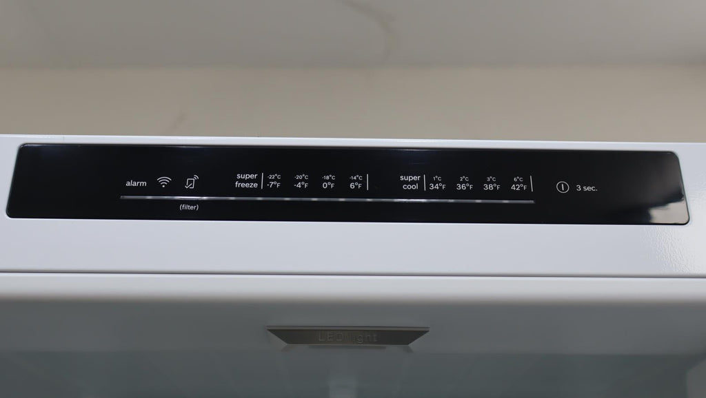 Bosch 24" Freestanding Bottom Freezer Smart 500 Series Refrigerator B24CB50ESS - Alabama Appliance