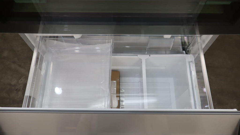 Bosch 36" SS 20.5 Cu. Ft 800 Series 4 French Door Smart Refrigerator B36CL81ENG