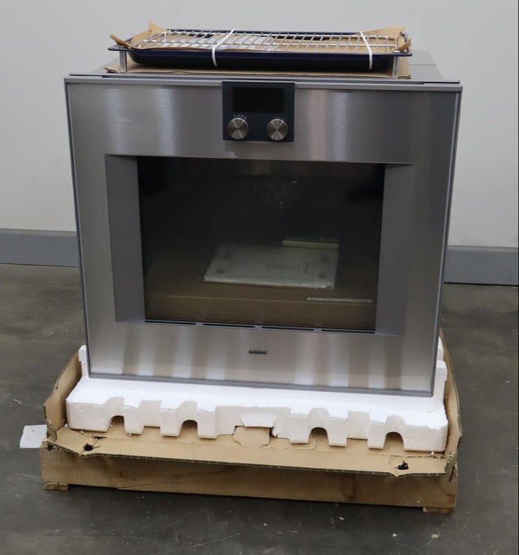 Gaggenau 30" 400 Series 4.5 Cu.Ft TFT Glass Front SS Single Oven BO481613