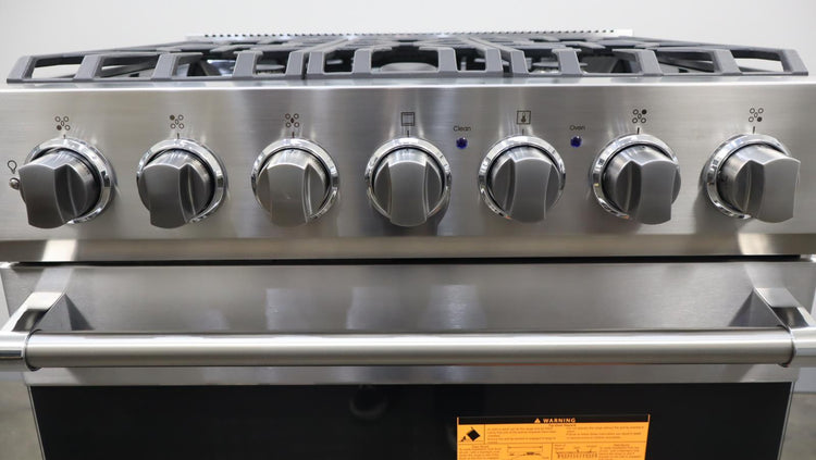 Viking 3 Series 2025 30" 5 Burner SS Freestanding Dual Fuel Range RVDR33025BSS