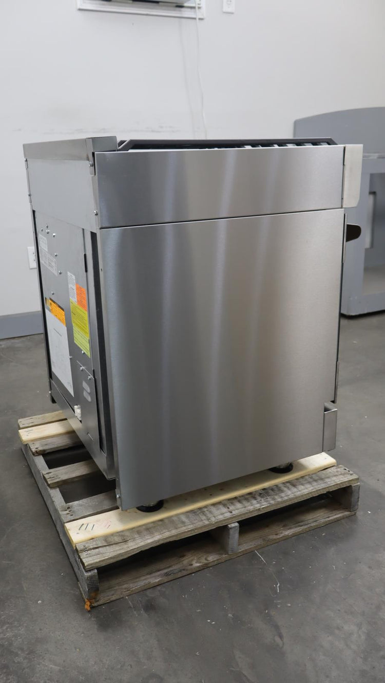 Viking 3 Series 30" 5 Sealed Burners Freestanding Dual Fuel Range RVDR33025BSSLP