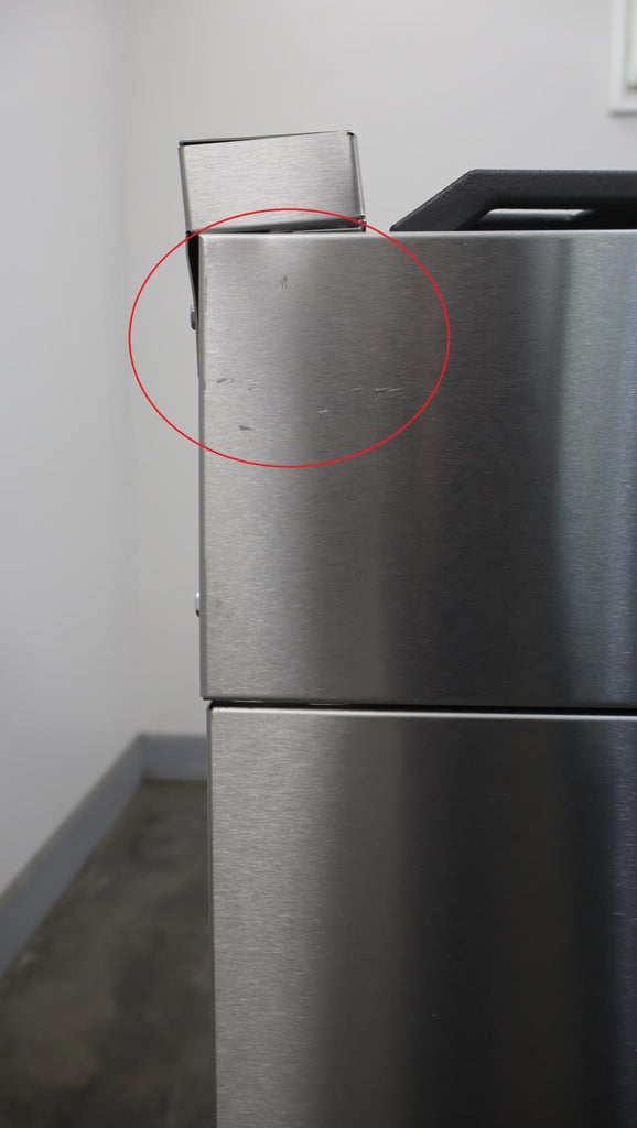 Viking 3 Series 30" 5 Sealed Burners Freestanding Dual Fuel Range RVDR33025BSSLP