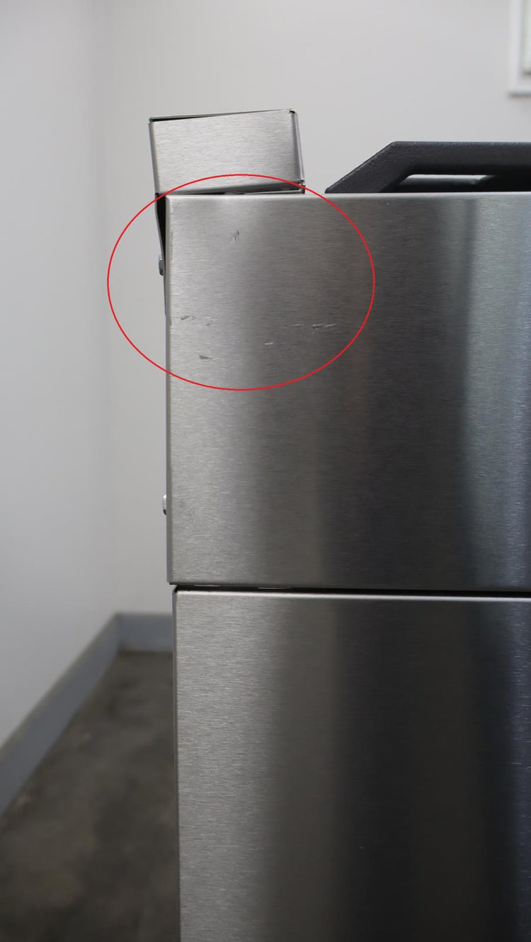 Viking 3 Series 30" 5 Sealed Burners Freestanding Dual Fuel Range RVDR33025BSSLP