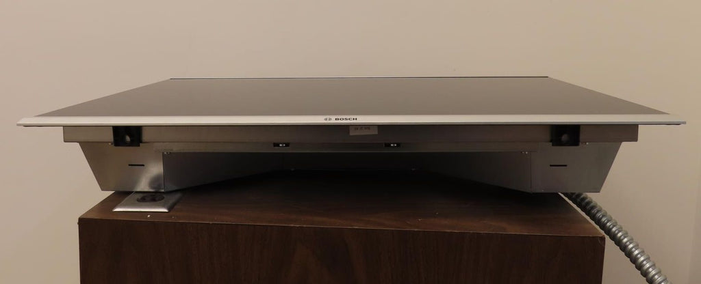 Bosch Benchmark Series NETP069SUC 30" Electric Cooktop with 5 Elements Perfect
