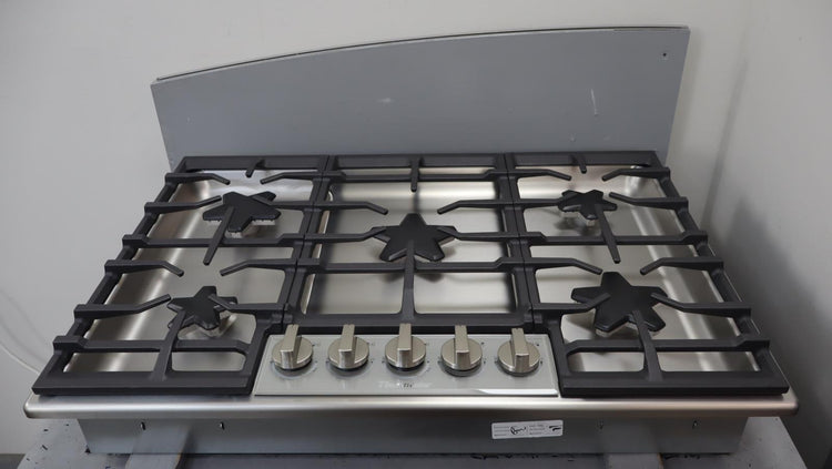 Thermador 30" Stainless 5 Star Burner Masterpiece Series Cooktop SGSXP305TS
