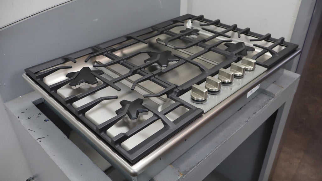 Thermador 30" Stainless 5 Star Burner Masterpiece Series Cooktop SGSXP305TS