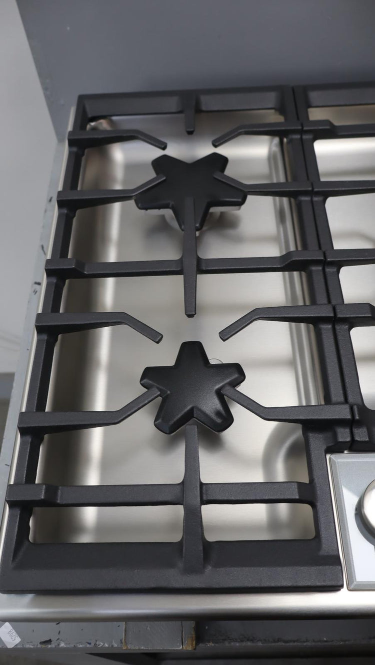 Thermador 30" Stainless 5 Star Burner Masterpiece Series Cooktop SGSXP305TS
