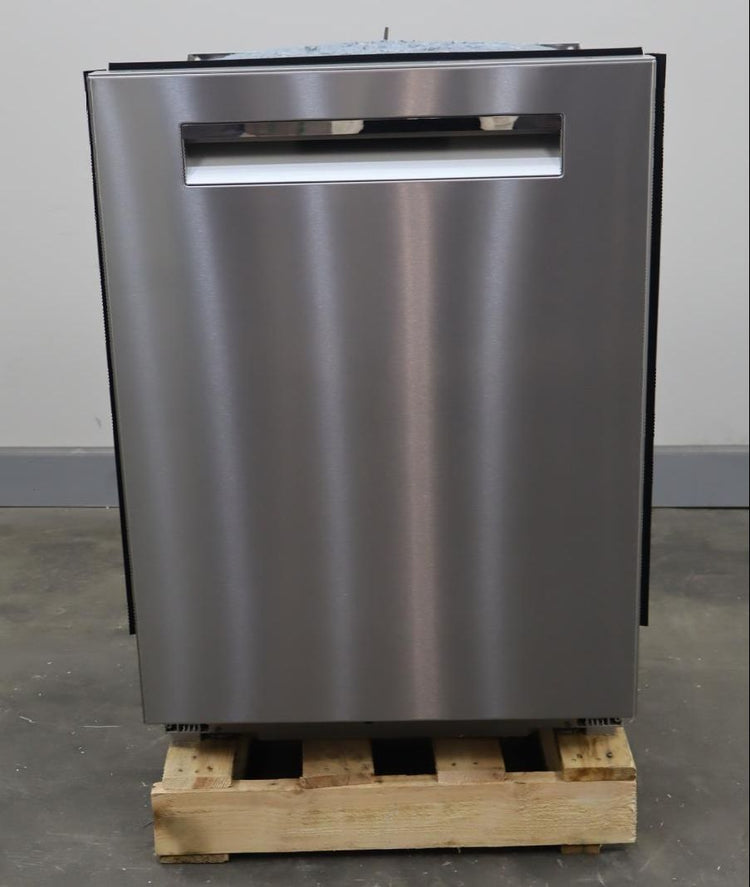 Bosch 500 Series 24" SS Fully Integrated Built-In 44 dBA Dishwasher SHP65CM5N
