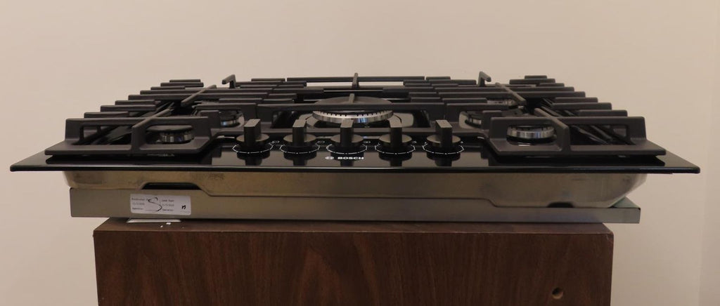 Bosch 800 Series NGM8049UC 30" Built-In Black Gas Cooktop With 1 Year Warranty