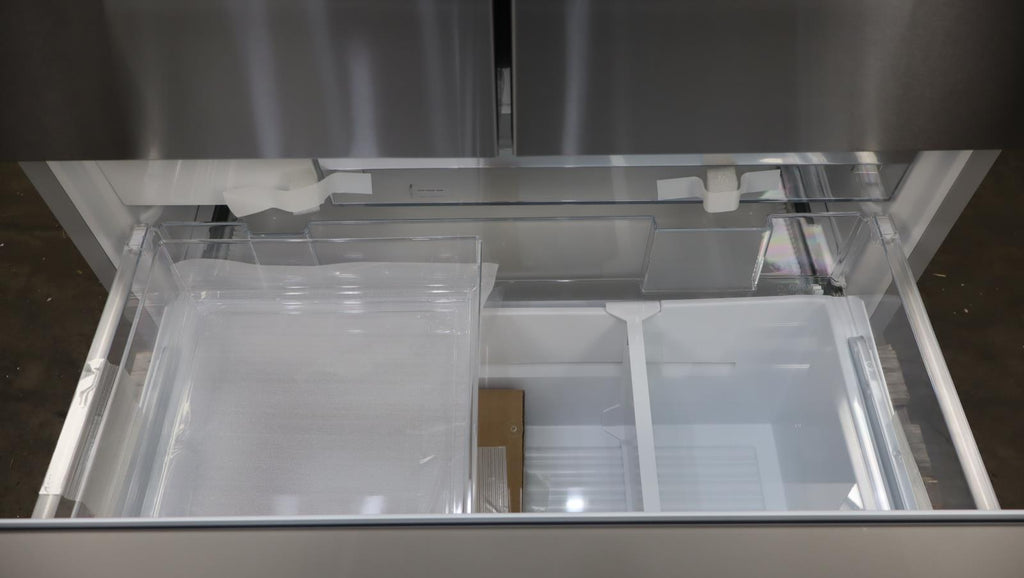 Bosch 36" 800 Series Smart French Door Bottom Mount Refrigerator B36CT81ENS