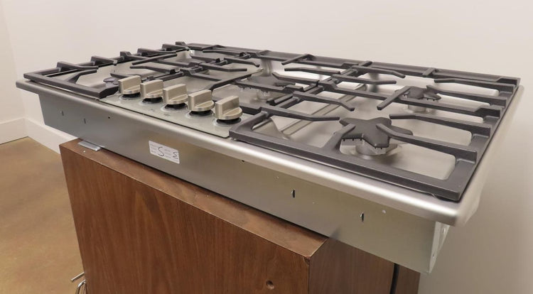 Thermador Masterpiece Series SGSXP365TS 36" Gas Cooktop Full Warranty