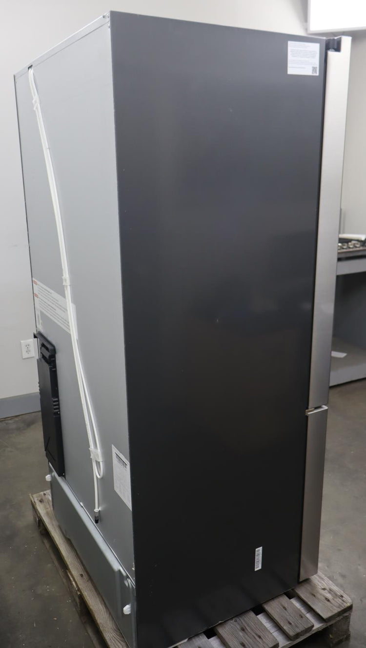 Bosch 500 Series 36 Inch Smart Freestanding French Door Refrigerator B36CD52SNS