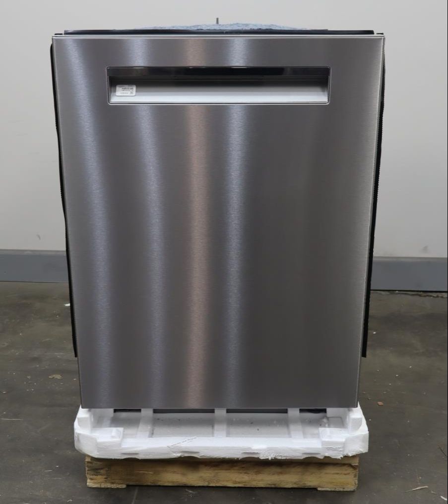 Bosch Benchmark Series 24" Stainless Integrated 38dBa Smart Dishwasher SHP9PCM5N