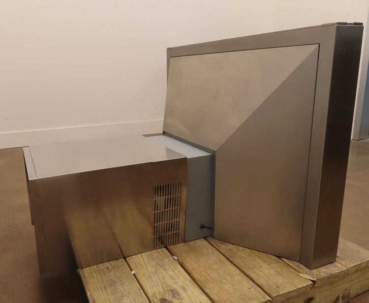 La Cornue CornuFe 90 H9IN 36 Inch Wall Mount Ducted Stainless Steel Hood