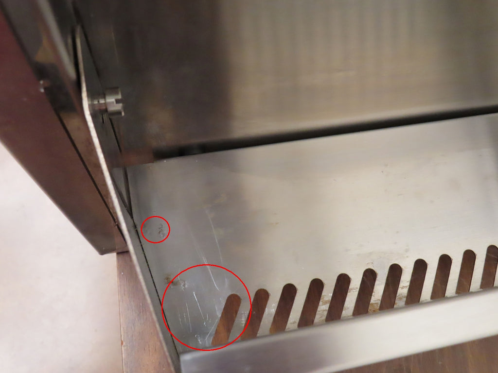 Lynx Professional Grill Series LDR24L 24 in Single Access Door: Left Hinge Swing