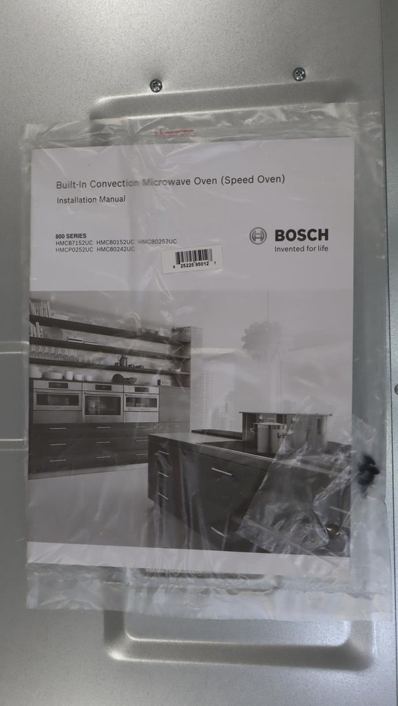 Bosch 30" 1.6 cu.ft Electric Combination 800 Series Single Wall Oven HMC80242UC