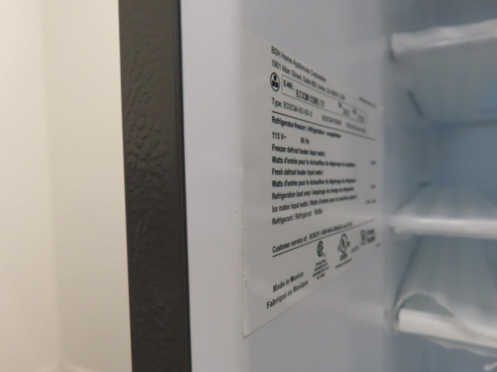 Bosch 100 Series B33CM10SNS 33" Freestanding Bottom Freezer Refrigerator