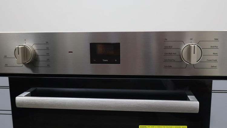 Bosch 4 Inch Stainless Single Electric Convection 500 Series Wall Oven HBE5453UC