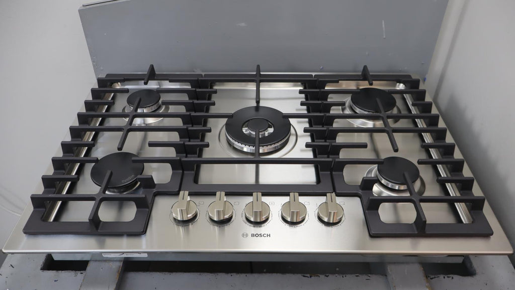Bosch 30" 5 Sealed Burners Stainless Built-In 800 Series Gas Cooktop NGM8059UC