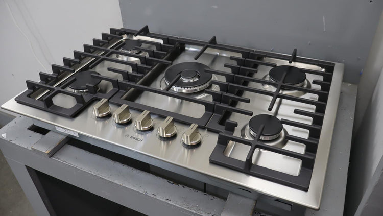 Bosch 30" 5 Sealed Burners Stainless Built-In 800 Series Gas Cooktop NGM8059UC